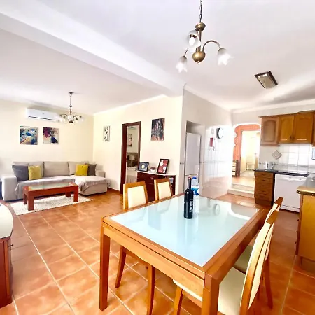Casa Dos Montes *